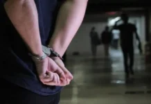 Policias cumprem mandado de prisão em Baixa Grande