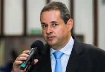 Deputado Nelson Leal abandona reeleição e assume campanha de ACM Neto