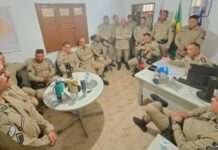 Comando da 98ª CIPM e reúne com comandantes de guarnições da unidade