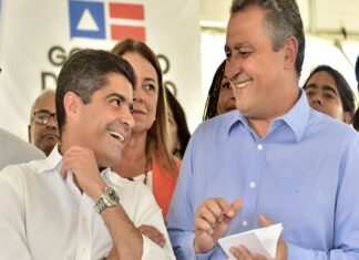 Após críticas pesadas de Rui Costa, ACM Neto adota silêncio e some das redes