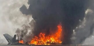 Avião cai durante o pouso em aeroporto na Carolina do Norte, nos EUA