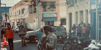 DETRAN em parceria com a Policia Militar, realiza mais uma operação no trânsito de Ipirá