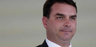 Candidatura de Flávio Bolsonaro embaralha união de governadores da direita para 2026