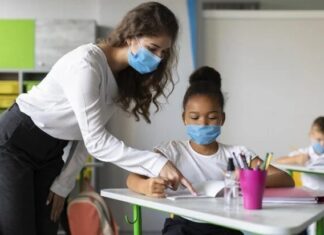 Zanin vota contra aplicação do piso nacional no vencimento de professores