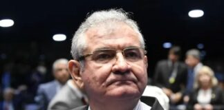 Ângelo Coronel anuncia ida para a oposição