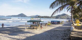 Barracas não podem exigir consumação mínima; entenda a lei e veja regras nas praias de SP