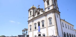 Com “tempero” da política, Lavagem do Bonfim mantém tradições e aquece a fé em uma das festas mais populares da Bahia