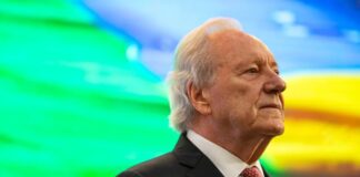 .Saída de ministro pode causar debandada em pasta estratégica para Lula