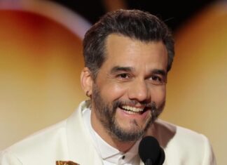 ACM aproveita premiação para lembrar crítica de Wagner Moura à cultura na Bahia