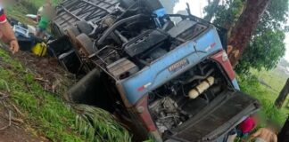 Ônibus que saiu de Salvador capota na BR-365 em MG; PRF confirma três mortes