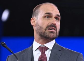 Novo racha bolsonarista tem briga com Nikolas, e Michelle fritando ‘bananinha’