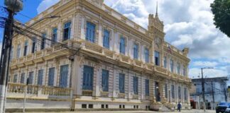 Justiça da Bahia restabelece aumento de salários para prefeito, vereadores e secretários de Feira de Santana