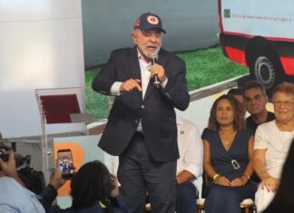 Lula pede mobilização contra “indústria de contar mentiras”