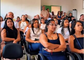 Novos profissionais da Educação, tomam posse em Pintadas