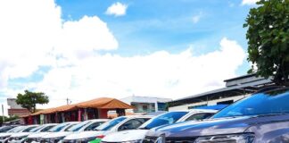 Prefeitura de Pintadas entrega nove veículos 0km à população