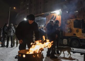 Rússia retoma ataques a Kiev após trégua atribuída a pedido dos EUA