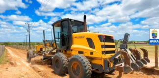 Prefeitura realiza melhorias em estrada que liga ao povoado Vida Nova