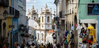 Brasil é o 7º país mais feliz do mundo, segundo pesquisa