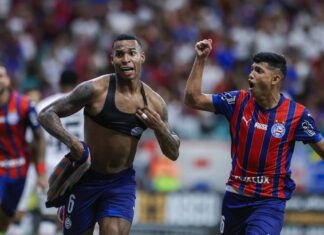 Bahia vence o Vitória de virada e conquista título do Baianão