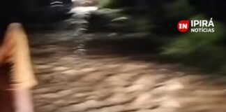 Duas pessoas foram arrastadas por correnteza durante forte chuva em Ipirá