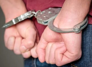 Três adolescentes são apreendidos suspeitos de estuprar menina em Manaus