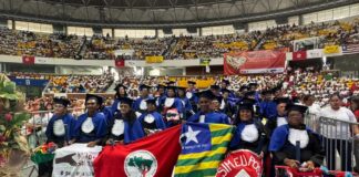 Festa em Recife celebra 30 mil alfabetizados em programa social