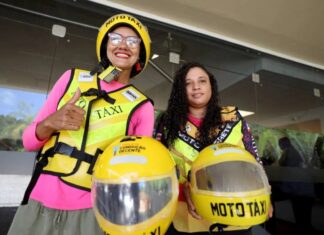 Governo da Bahia entrega kits de segurança a motofretistas e mototaxistas de Feira de Santana