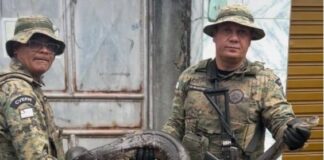 PM resgata enorme sucuri em Salvador