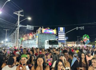 Primeiro dia aniversário de Ipirá é marcado por alegria, música e grande participação popular