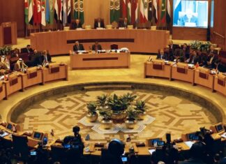 Países árabes reúnem-se sobre bloqueio do estreito de Ormuz