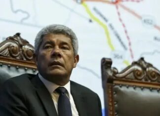 #Eleições2026: Com prazo encerrado e sem anúncio do vice, Jerônimo Rodrigues acumula críticas e expõe fragilidade na articulação política