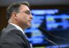 Justiça baiana proíbe entrega de título de Cidadão de Salvador a Flávio Bolsonaro